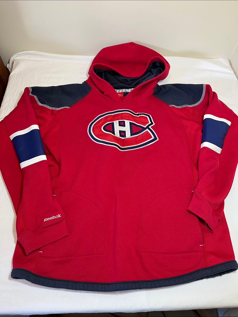 Vintage Montreal Canadiens Jersey Style Hoodie, size XL (see measurements)